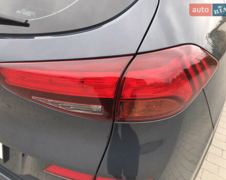 Синий Хендай Туксон, объемом двигателя 2 л и пробегом 145 тыс. км за 21600 $, фото 20 на Automoto.ua