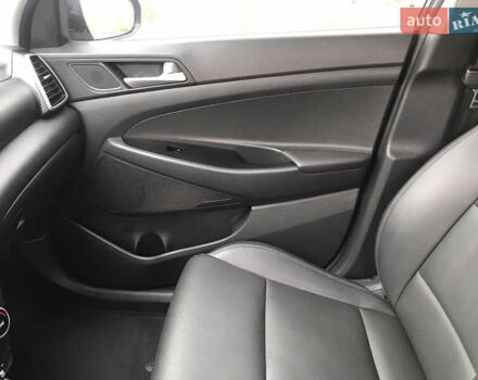 Синий Хендай Туксон, объемом двигателя 2 л и пробегом 145 тыс. км за 21600 $, фото 38 на Automoto.ua