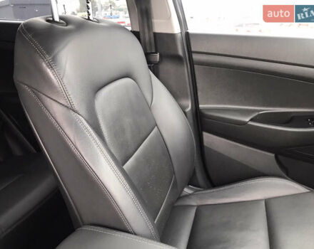 Синий Хендай Туксон, объемом двигателя 2 л и пробегом 145 тыс. км за 21600 $, фото 60 на Automoto.ua