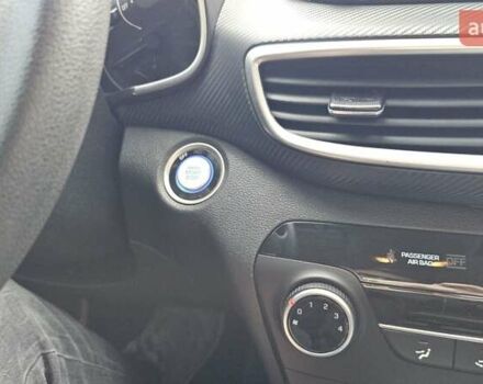 Хендай Туксон 2019 в Черновцах на Automoto.ua Синий Хендай Туксон, объемом двигателя 2 л и пробегом 46 тыс. км за 18500 $, фото 8 на Automoto.ua