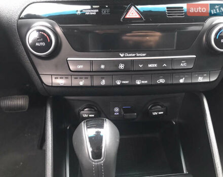 Синий Хендай Туксон, объемом двигателя 2 л и пробегом 145 тыс. км за 21600 $, фото 67 на Automoto.ua