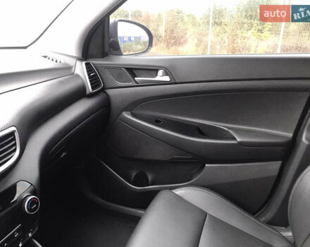 Синий Хендай Туксон, объемом двигателя 2 л и пробегом 145 тыс. км за 21600 $, фото 40 на Automoto.ua