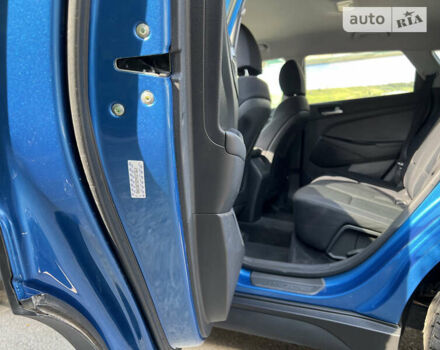 Синій Хендай Туксон, об'ємом двигуна 2 л та пробігом 74 тис. км за 15975 $, фото 34 на Automoto.ua