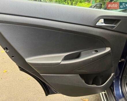 Синий Хендай Туксон, объемом двигателя 2 л и пробегом 48 тыс. км за 22790 $, фото 17 на Automoto.ua