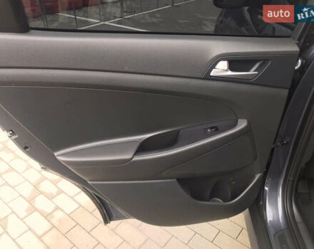 Синий Хендай Туксон, объемом двигателя 2 л и пробегом 145 тыс. км за 21600 $, фото 42 на Automoto.ua