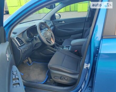 Хендай Туксон 2020 в Мукачеве на Automoto.ua Синий Хендай Туксон, объемом двигателя 2.4 л и пробегом 150 тыс. км за 20500 $, фото 2 на Automoto.ua