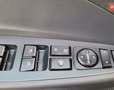 Синий Хендай Туксон, объемом двигателя 1.6 л и пробегом 181 тыс. км за 20400 $, фото 45 на Automoto.ua