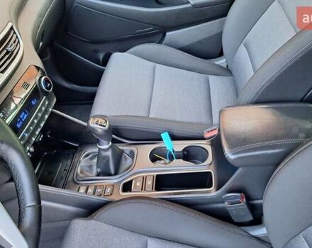 Синий Хендай Туксон, объемом двигателя 1.6 л и пробегом 182 тыс. км за 20400 $, фото 9 на Automoto.ua