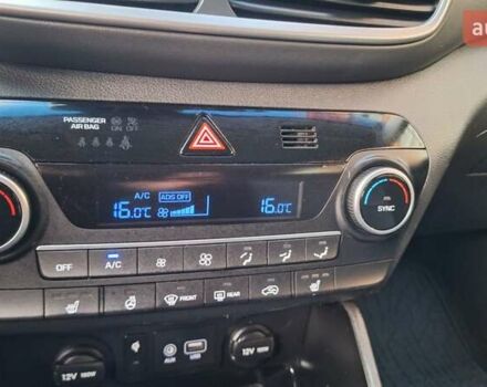 Синий Хендай Туксон, объемом двигателя 1.6 л и пробегом 181 тыс. км за 20400 $, фото 53 на Automoto.ua