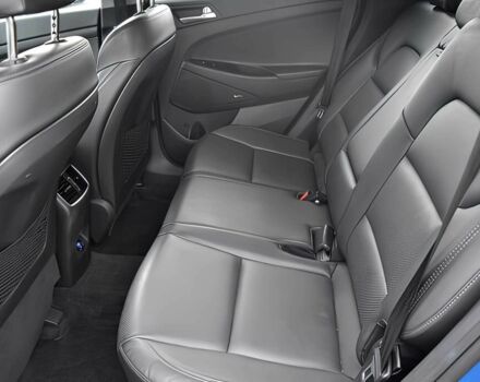 Синий Хендай Туксон, объемом двигателя 2.4 л и пробегом 23 тыс. км за 11000 $, фото 12 на Automoto.ua