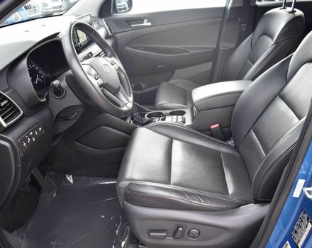 Синий Хендай Туксон, объемом двигателя 2.4 л и пробегом 23 тыс. км за 11000 $, фото 8 на Automoto.ua