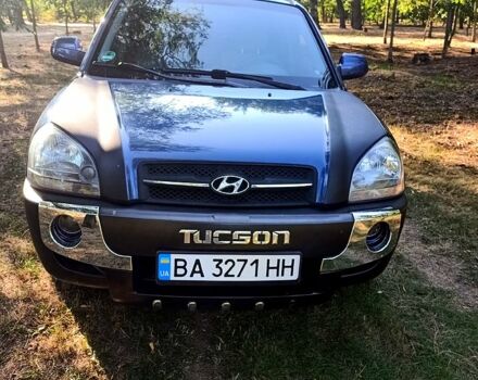 Синій Хендай Туксон, об'ємом двигуна 2 л та пробігом 227 тис. км за 7000 $, фото 1 на Automoto.ua