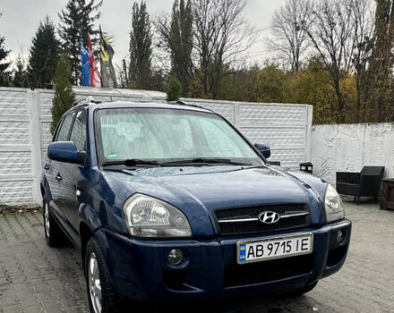Хендай Туксон 2004 в Хмельнике на Automoto.ua Синий Хендай Туксон, объемом двигателя 1.98 л и пробегом 218 тыс. км за 7300 $, фото 1 на Automoto.ua
