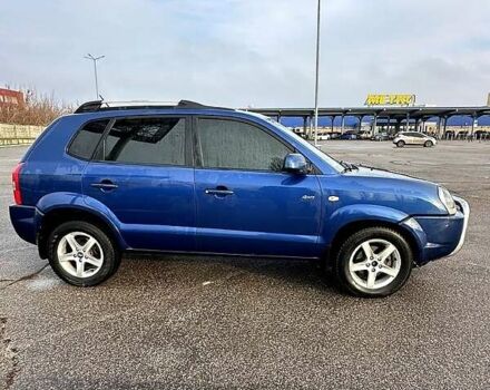 Синій Хендай Туксон, об'ємом двигуна 2 л та пробігом 224 тис. км за 8300 $, фото 1 на Automoto.ua