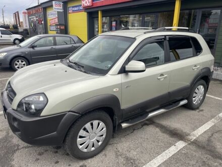 Хендай Туксон 2005 в Черкассах на Automoto.ua Синий Хендай Туксон, объемом двигателя 2 л и пробегом 271 тыс. км за 4700 $, фото 1 на Automoto.ua