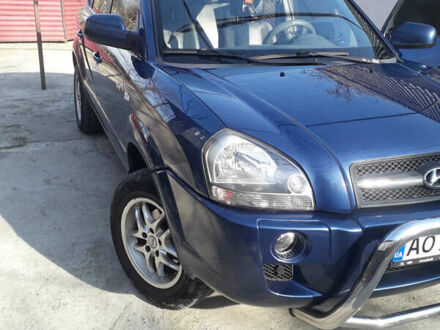Хендай Туксон 2005 в Иршава на Automoto.ua Синий Хендай Туксон, объемом двигателя 2 л и пробегом 223 тыс. км за 7700 $, фото 1 на Automoto.ua