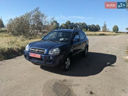 Хендай Туксон 2006 у Ромнах на Automoto.ua Синій Хендай Туксон, об'ємом двигуна 2 л та пробігом 195 тис. км за 7200 $, фото 1 на Automoto.ua