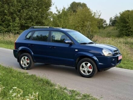 Хендай Туксон 2006 в Ровно на Automoto.ua Синий Хендай Туксон, объемом двигателя 2 л и пробегом 124 тыс. км за 7450 $, фото 1 на Automoto.ua