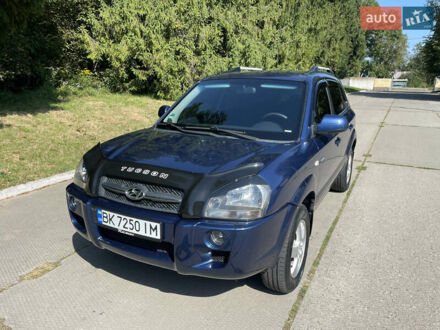Хендай Туксон 2006 у Остоге на Automoto.ua Синій Хендай Туксон, об'ємом двигуна 1.98 л та пробігом 152 тис. км за 7450 $, фото 1 на Automoto.ua