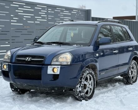 Синий Хендай Туксон, объемом двигателя 2 л и пробегом 263 тыс. км за 3850 $, фото 1 на Automoto.ua