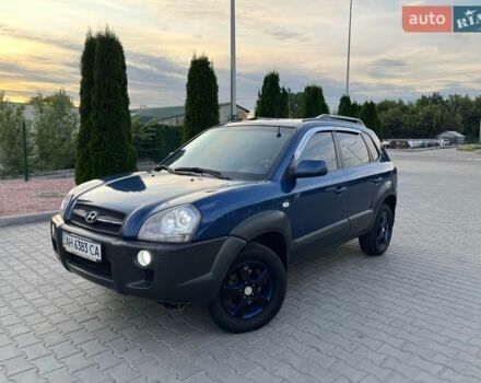 Синий Хендай Туксон, объемом двигателя 1.98 л и пробегом 196 тыс. км за 7300 $, фото 1 на Automoto.ua