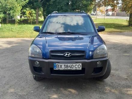 Хендай Туксон 2007 в Жмеренке на Automoto.ua Синий Хендай Туксон, объемом двигателя 1.99 л и пробегом 175 тыс. км за 7600 $, фото 1 на Automoto.ua