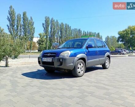 Синий Хендай Туксон, объемом двигателя 1.98 л и пробегом 203 тыс. км за 7000 $, фото 1 на Automoto.ua