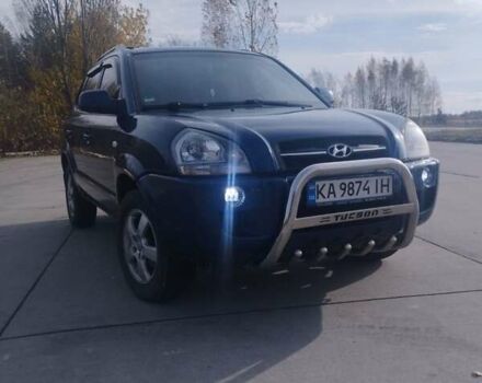 Синий Хендай Туксон, объемом двигателя 1.98 л и пробегом 207 тыс. км за 7000 $, фото 1 на Automoto.ua