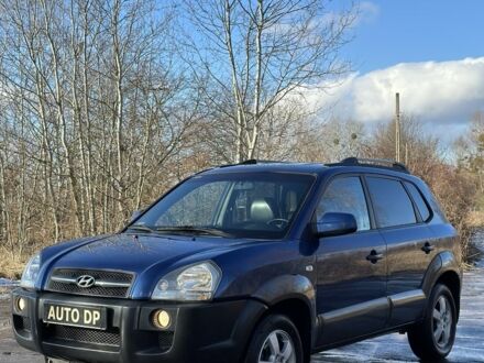 Синій Хендай Туксон, об'ємом двигуна 2 л та пробігом 273 тис. км за 4500 $, фото 1 на Automoto.ua