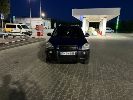 Хендай Туксон 2007 в Ромнах на Automoto.ua Синий Хендай Туксон, объемом двигателя 2 л и пробегом 209 тыс. км за 8500 $, фото 1 на Automoto.ua