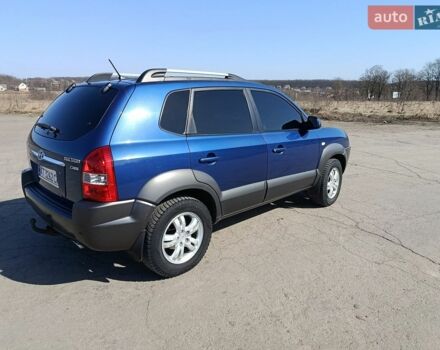 Синий Хендай Туксон, объемом двигателя 1.99 л и пробегом 260 тыс. км за 8200 $, фото 1 на Automoto.ua