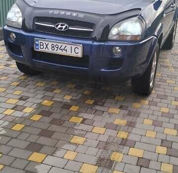 Синій Хендай Туксон, об'ємом двигуна 1.98 л та пробігом 216 тис. км за 8500 $, фото 1 на Automoto.ua