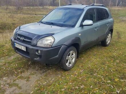 Хендай Туксон 2008 в Шостке на Automoto.ua Синий Хендай Туксон, объемом двигателя 2 л и пробегом 196 тыс. км за 8000 $, фото 1 на Automoto.ua