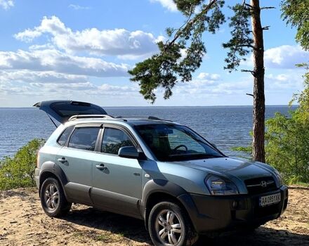 Хендай Туксон 2008 у Кременчуге на Automoto.ua Синій Хендай Туксон, об'ємом двигуна 2 л та пробігом 233 тис. км за 8300 $, фото 1 на Automoto.ua
