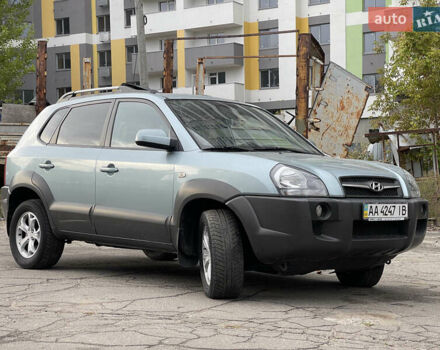 Синий Хендай Туксон, объемом двигателя 2.7 л и пробегом 220 тыс. км за 7900 $, фото 1 на Automoto.ua