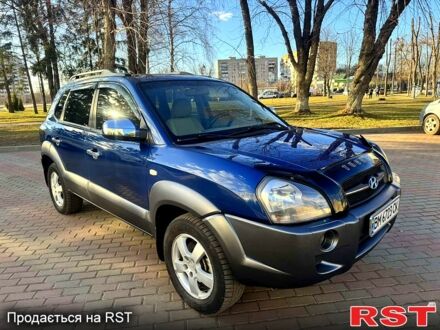 Хендай Туксон 2008 у Сумах на Automoto.ua Синій Хендай Туксон, об'ємом двигуна 20 л та пробігом 201 тис. км за 8500 $, фото 1 на Automoto.ua