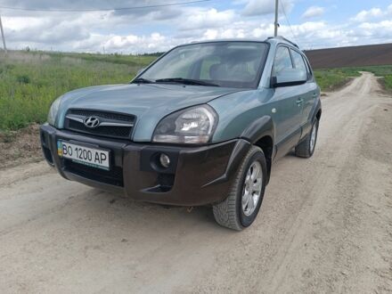 Хендай Туксон 2009 в Тернополе на Automoto.ua Синий Хендай Туксон, объемом двигателя 2 л и пробегом 189 тыс. км за 7999 $, фото 1 на Automoto.ua