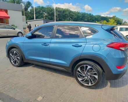 Синій Хендай Туксон, об'ємом двигуна 1.7 л та пробігом 198 тис. км за 15700 $, фото 1 на Automoto.ua