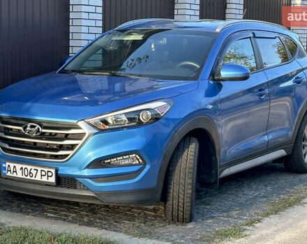 Синий Хендай Туксон, объемом двигателя 2 л и пробегом 60 тыс. км за 17500 $, фото 1 на Automoto.ua