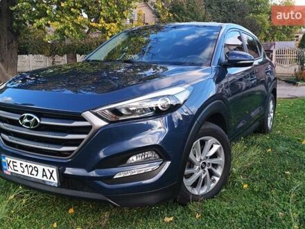 Синий Хендай Туксон, объемом двигателя 2 л и пробегом 83 тыс. км за 17700 $, фото 1 на Automoto.ua
