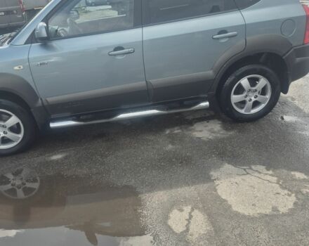 Зеленый Хендай Туксон, объемом двигателя 2 л и пробегом 190 тыс. км за 5000 $, фото 8 на Automoto.ua