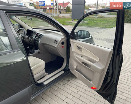 Зелений Хендай Туксон, об'ємом двигуна 2 л та пробігом 241 тис. км за 6999 $, фото 23 на Automoto.ua