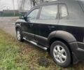 Зеленый Хендай Туксон, объемом двигателя 2 л и пробегом 201 тыс. км за 7600 $, фото 2 на Automoto.ua