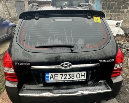 Зелений Хендай Туксон, об'ємом двигуна 2 л та пробігом 180 тис. км за 3700 $, фото 2 на Automoto.ua