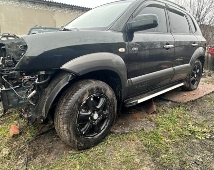 Зелений Хендай Туксон, об'ємом двигуна 2 л та пробігом 180 тис. км за 3700 $, фото 5 на Automoto.ua