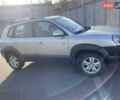 Зелений Хендай Туксон, об'ємом двигуна 1.98 л та пробігом 330 тис. км за 7000 $, фото 5 на Automoto.ua