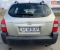 Зелений Хендай Туксон, об'ємом двигуна 1.98 л та пробігом 330 тис. км за 7000 $, фото 9 на Automoto.ua