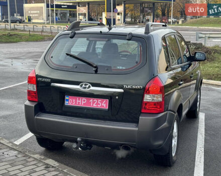 Хендай Туксон 2006 в Полтаве на Automoto.ua Зеленый Хендай Туксон, объемом двигателя 2 л и пробегом 221 тыс. км за 8299 $, фото 7 на Automoto.ua