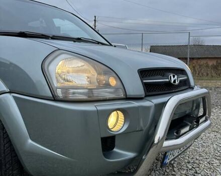 Зеленый Хендай Туксон, объемом двигателя 2 л и пробегом 190 тыс. км за 8450 $, фото 18 на Automoto.ua