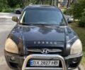 Зелений Хендай Туксон, об'ємом двигуна 1.98 л та пробігом 304 тис. км за 7500 $, фото 1 на Automoto.ua